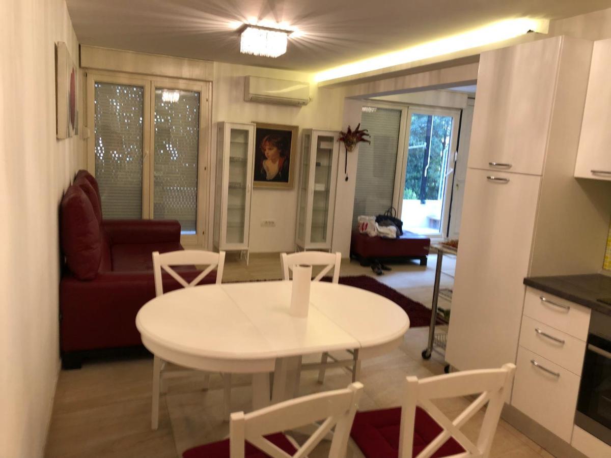 Guest House Valerija Ičići Zewnętrze zdjęcie